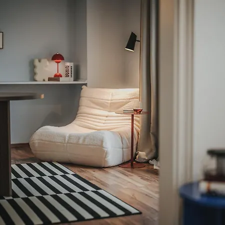 Linden Fuer Bis Zu 6 Personen Mit Parkplatz, Terrasse, 2 Baeder Und Babybett *