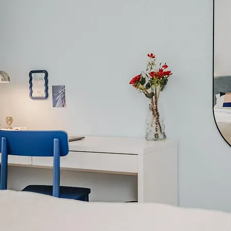 Jobostays - Linden Family - Sehr Geraeumig 110m2 - Terrasse Mit Gartenblick - Voll Ausgestattete Kueche - 2 Baeder - Babybett - 10 Min Zu Fuss Zum Bahnhof - Kostenloses Wlan - Parkplatz - Kontaktfreier Check-in